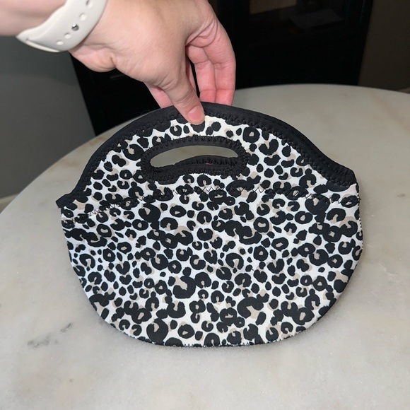 BYO Rambler Insulated Neoprene Lunch Bag Leopard - Picture 3 of 4